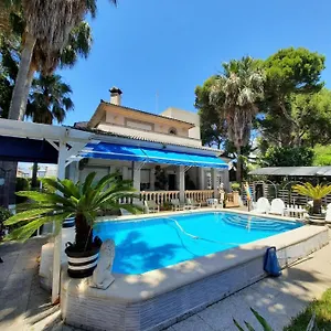 Matias Pool And Beach Villa